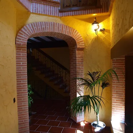Πανσιόν El Cerro - Only Adults 2*
