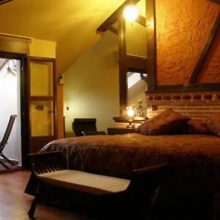 Πανσιόν El Cerro - Only Adults 2*