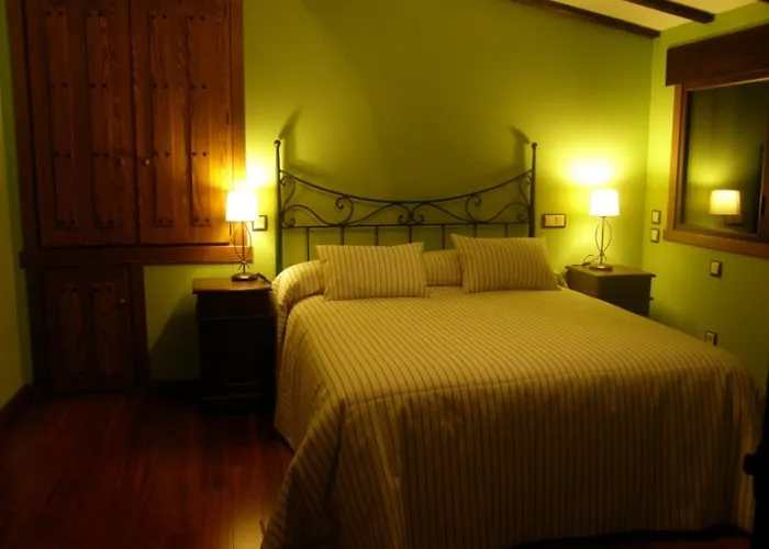 El Cerro - Only Adults Pedro Bernardo