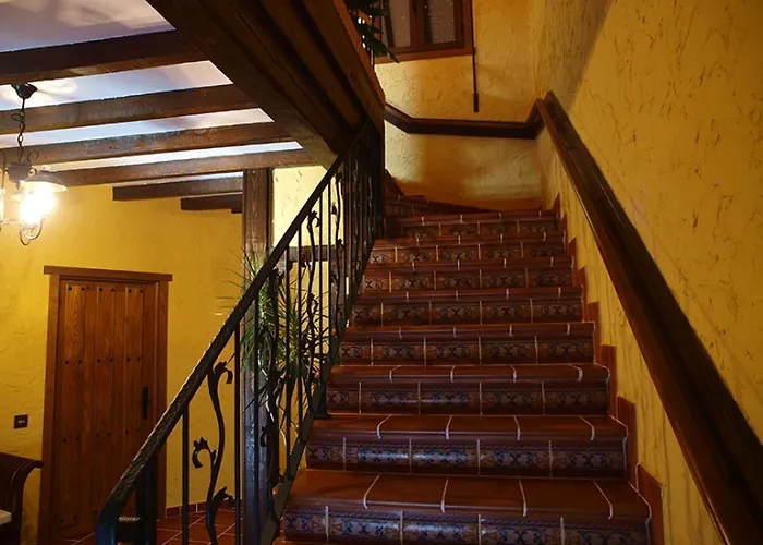 El Cerro - Only Adults Pedro Bernardo